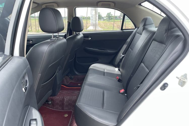 Used BYD F3 2020 1.5L Manual Luxury Edition Interior 3