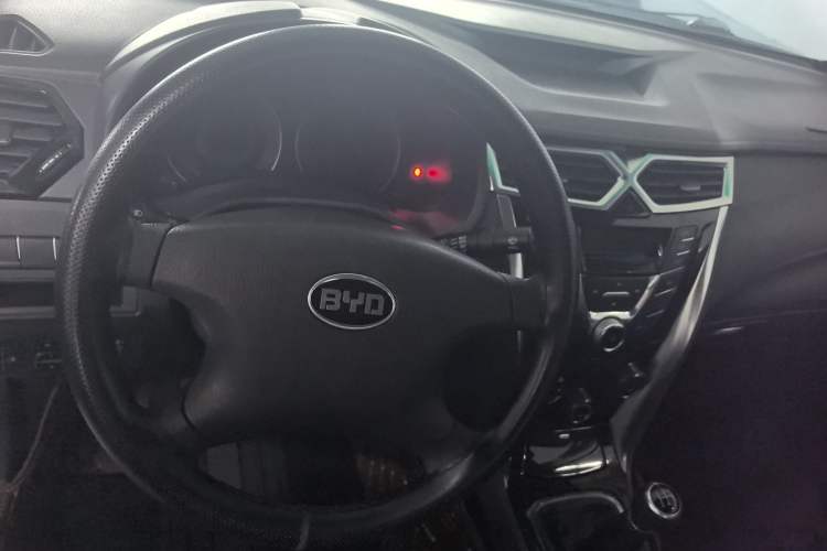 Used BYD F3 2020 1.5L Manual Value Edition Interior 6