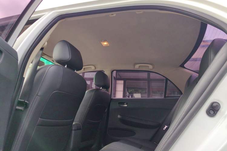 Used BYD F3 2020 1.5L Manual Value Edition Interior 6