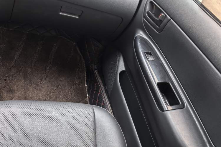 Used BYD F3 2020 1.5L Manual Classic Trim Interior 7