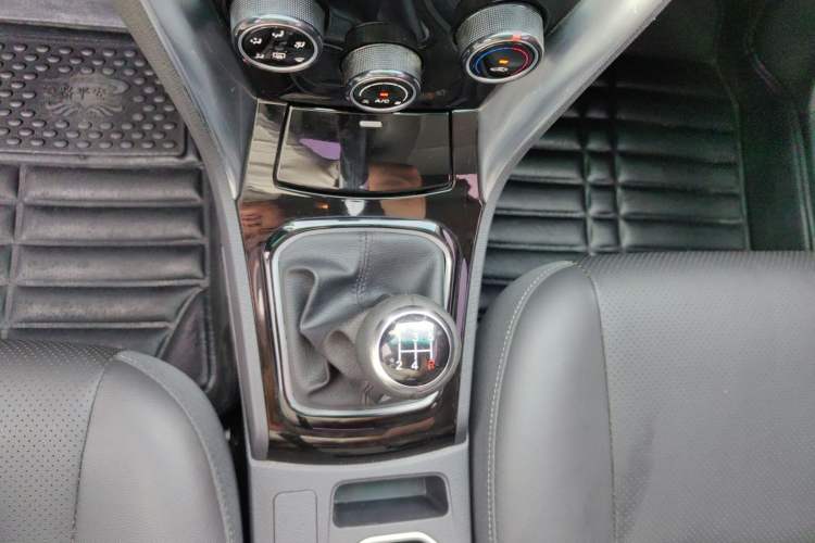 Used BYD F3 2020 1.5L Manual Value Edition Interior 8