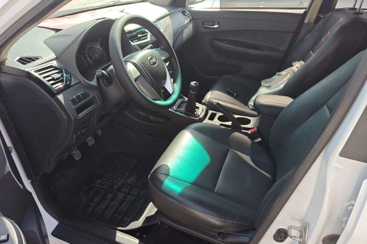 Used BYD F3 2020 1.5L Manual Luxury Edition Left Front Seat