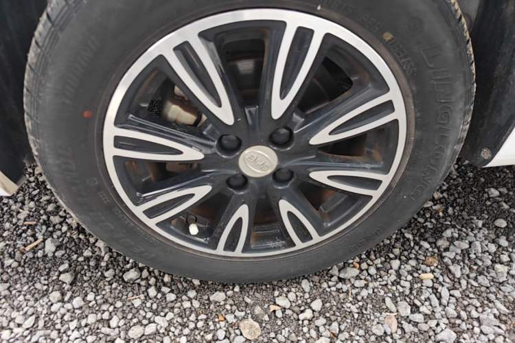 Used BYD F3 2020 1.5L Manual Luxury Edition Left Front Wheel Hub