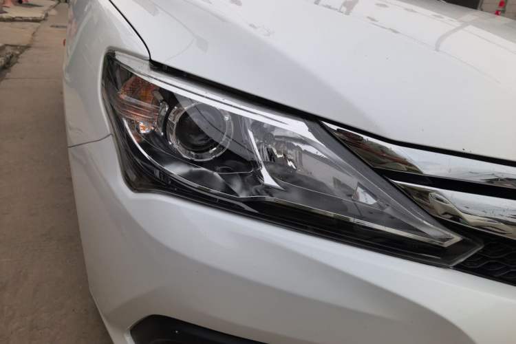 Used BYD F3 2020 1.5L Manual Luxury Edition Right Front Headlight