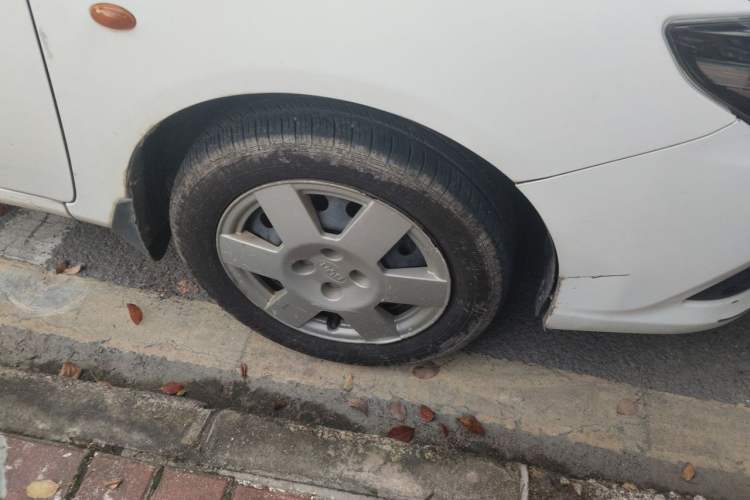 Used BYD F3 2020 1.5L Manual Value Edition Right Front Wheel Hub