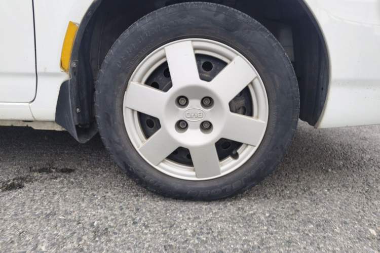 Used BYD F3 2020 1.5L Manual Classic Trim Right Front Wheel Hub