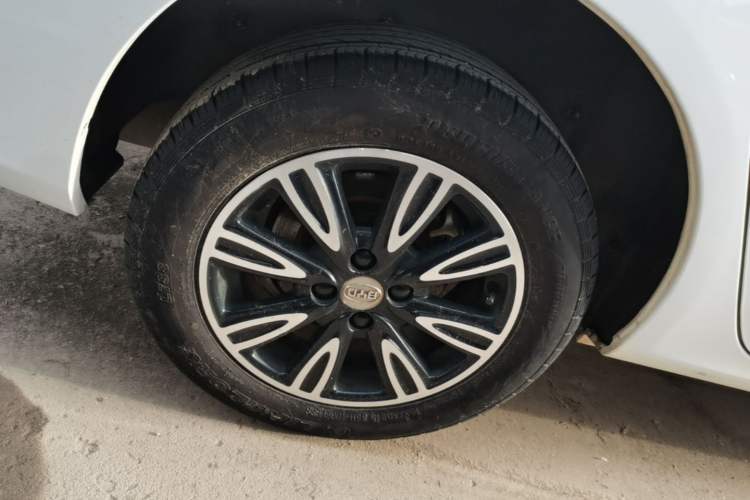 Used BYD F3 2020 1.5L Manual Luxury Edition Right Rear Wheel Hub