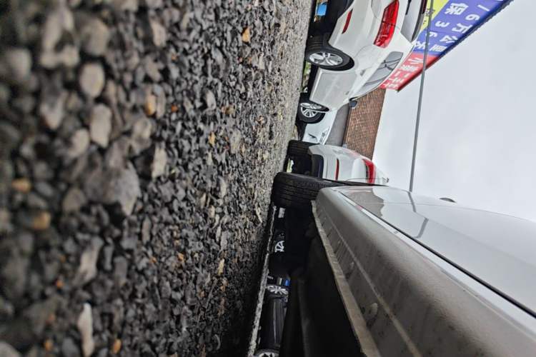 Used BYD F3 2020 1.5L Manual Luxury Edition Right Side Sill