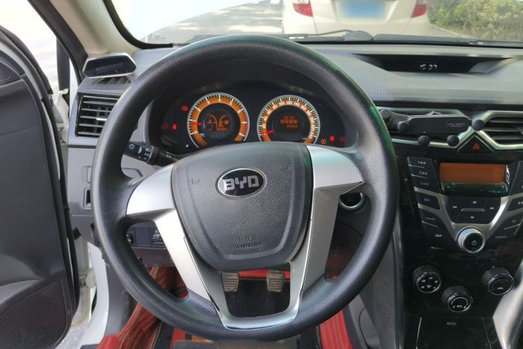 Used BYD F3 2020 1.5L Manual Luxury Edition Steering Wheel