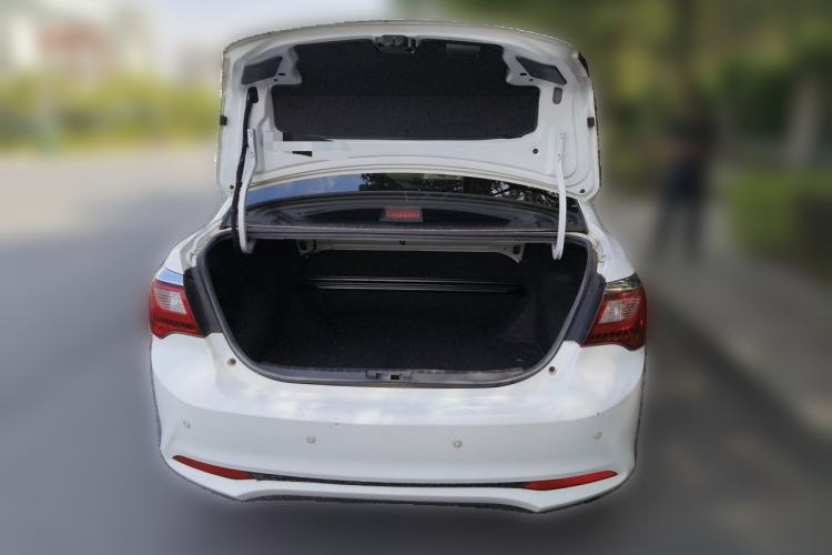 Used BYD F3 2020 1.5L Manual Luxury Edition Trunk