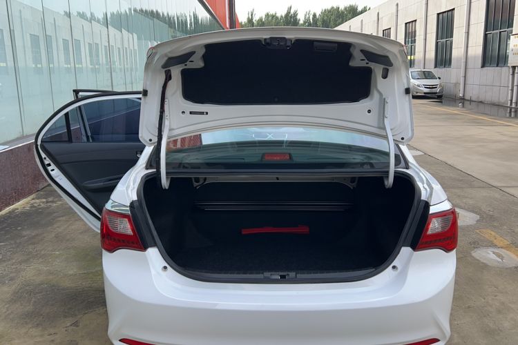 Used BYD F3 2020 1.5L Manual Luxury Edition Trunk
