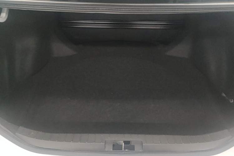 Used BYD F3 2020 1.5L Manual Luxury Edition Trunk