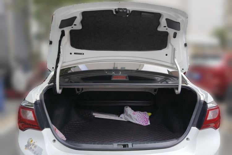 Used BYD F3 2020 1.5L Manual Luxury Edition Trunk