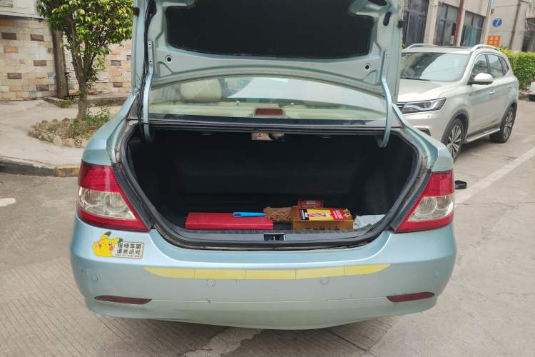 Used BYD F3 New Energy 2010 DM Low-Carbon Edition Trunk