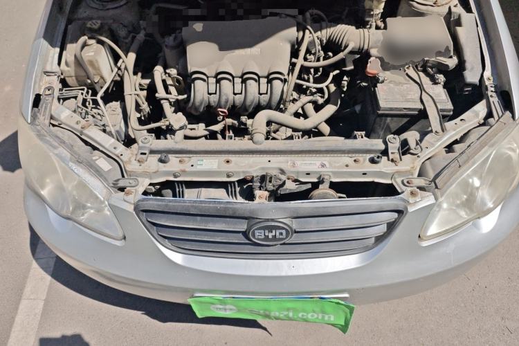 Used BYD F3R 2009 Gold Diamond Edition 1.5L Elite Model Engine Bay