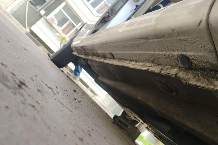 Used BYD F3R 2011 1.5L Comfort Version Chassis Front Right