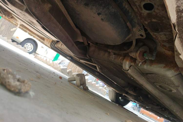 Used BYD F3R 2011 1.5L Comfort Version Chassis Rear Right