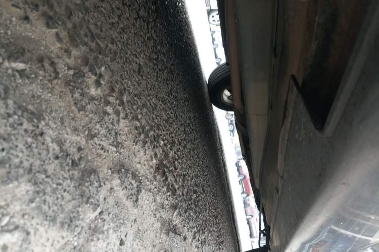 Used BYD F6 2009 New Wealth Edition 2.0L Manual Comfort Model Chassis Front Left