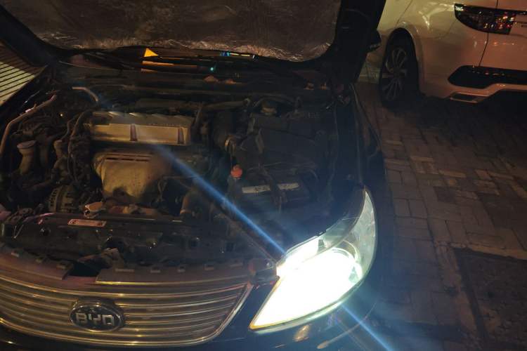 Used BYD F6 2009 New Wealth Edition 2.4L Automatic Prestige Model Engine Bay Left