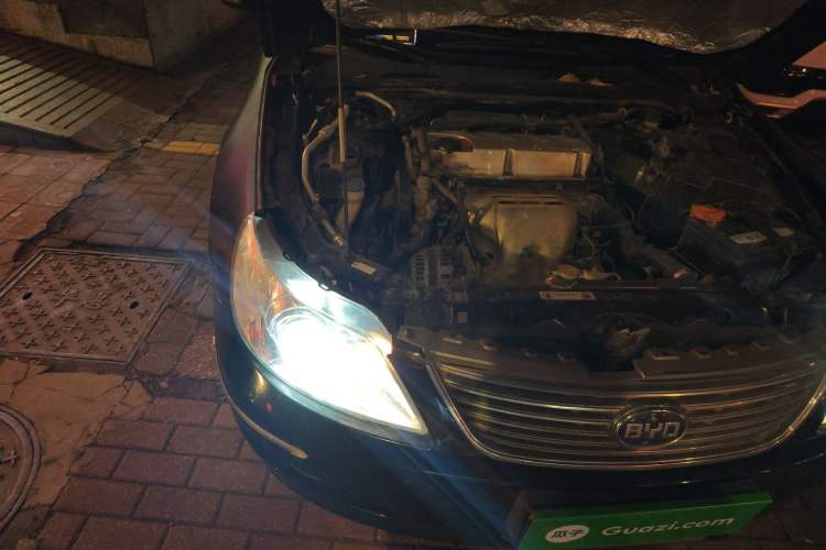 Used BYD F6 2009 New Wealth Edition 2.4L Automatic Prestige Model Engine Bay Right