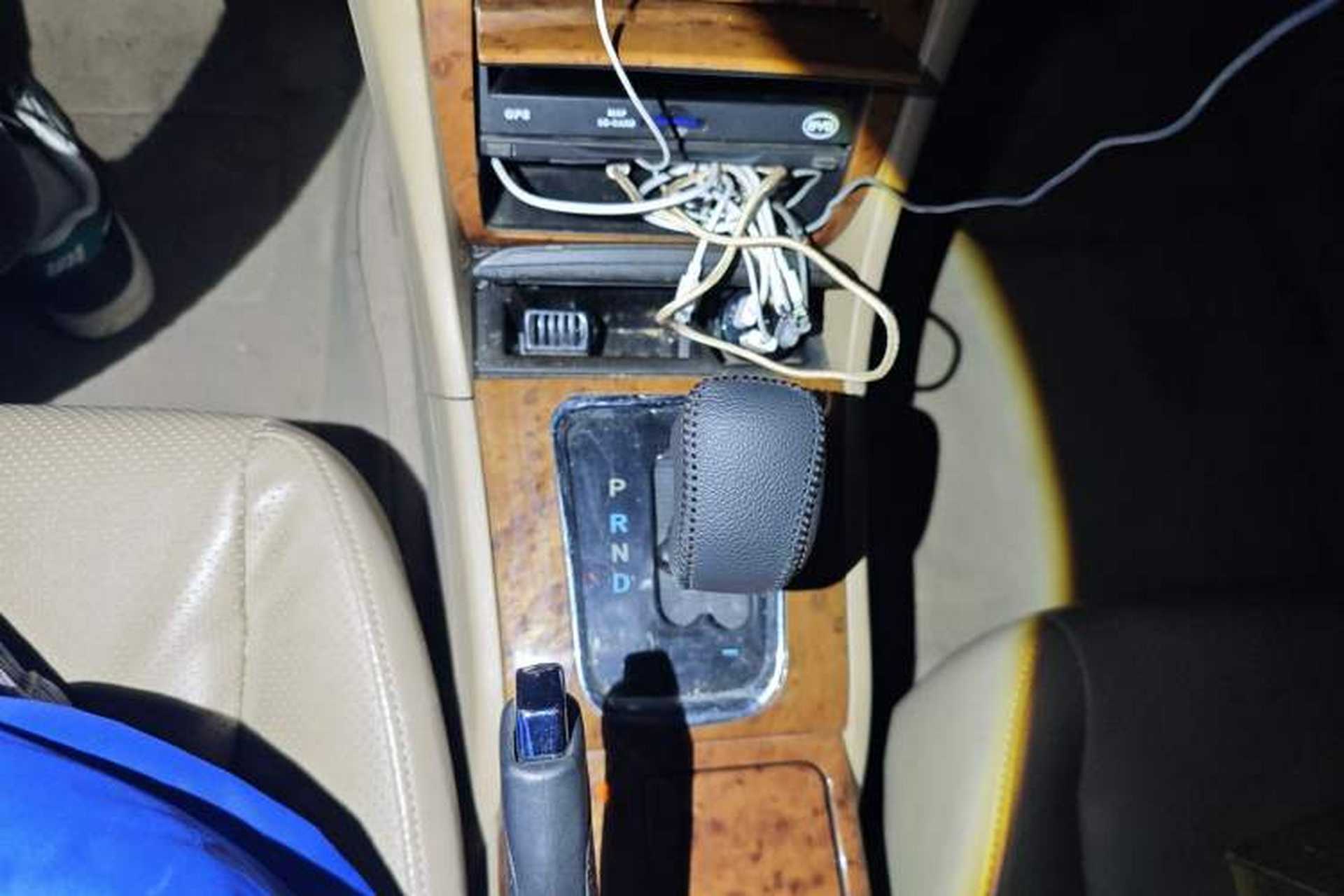 Used BYD F6 2009 New Wealth Edition 2.4L Automatic Prestige Model Gear Lever