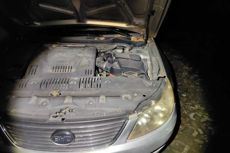 Used BYD F6 2009 New Wealth Edition 2.0L Manual Comfort Model Engine Bay Left