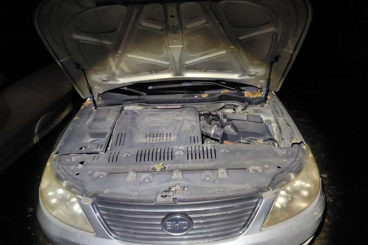 Used BYD F6 2009 New Wealth Edition 2.0L Manual Comfort Model Engine Bay