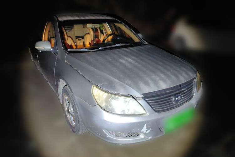 Used BYD F6 2009 New Wealth Edition 2.0L Manual Comfort Model Front Right 45 Deg