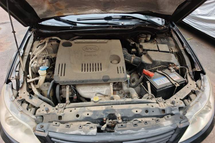 Used BYD F6 2010 Golden Edition 1.8L Manual Luxury Model Engine Bay