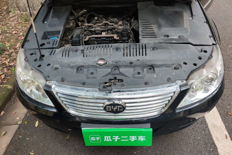 Used BYD F6 2010 Golden Edition 2.0L Manual Luxury Model Engine Bay