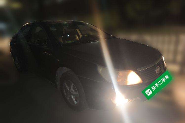 Used BYD F6 2010 Golden Edition 1.8L Manual Luxury Model Front Right 45 Deg