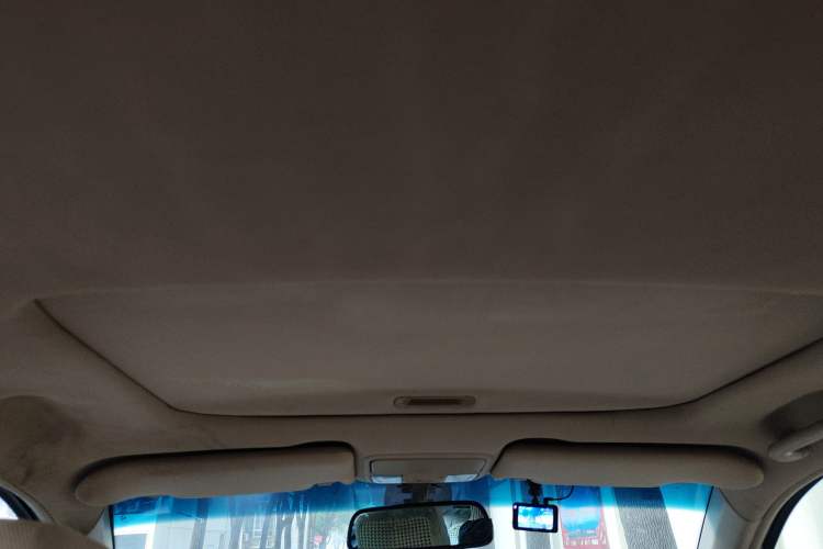 Used BYD F6 2010 Golden Edition 2.0L Manual Luxury Model Headliner