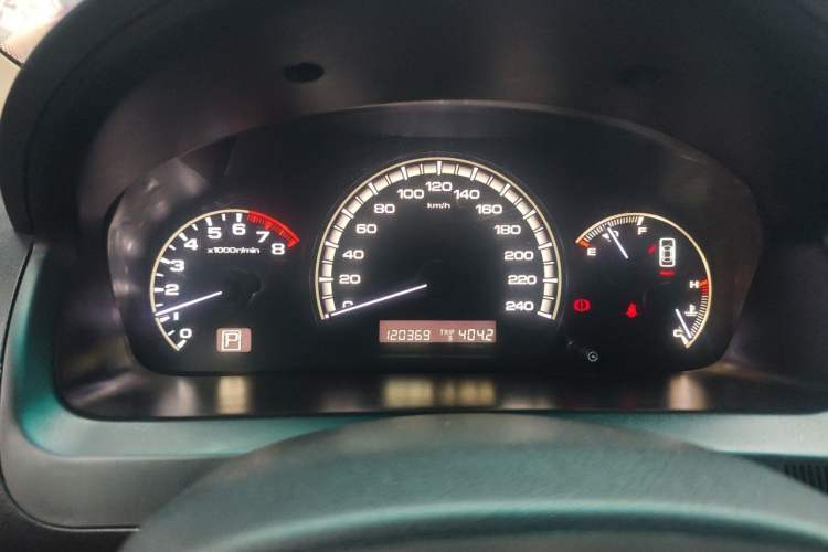 Used BYD F6 2010 Golden Edition 2.0L CVT Deluxe Model Instrument Cluster