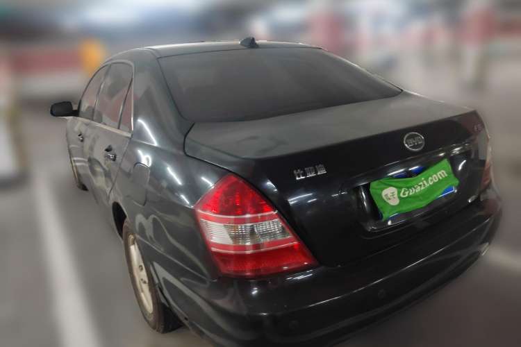 Used BYD F6 2010 Golden Edition 2.0L Manual Luxury Model Rear Left 45 Deg