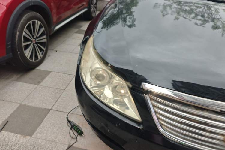 Used BYD F6 2010 Golden Edition 2.0L CVT Deluxe Model Right Front Headlight