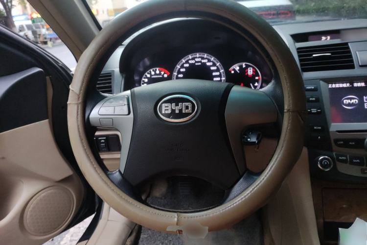Used BYD F6 2010 Golden Edition 2.0L Manual Luxury Model Steering Wheel