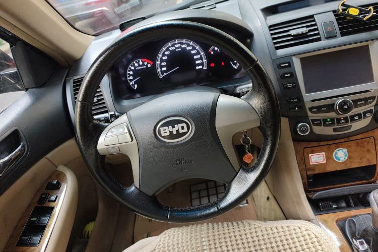 Used BYD F6 2010 Golden Edition 2.0L Manual Luxury Model Steering Wheel