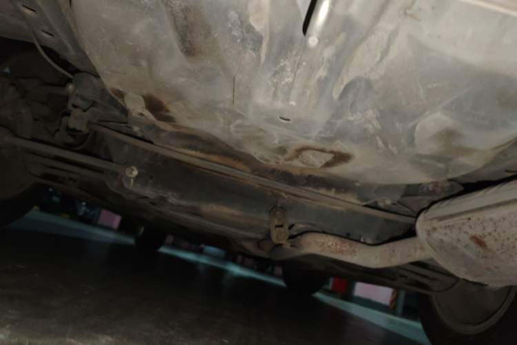 Used BYD F6 2011 Golden Edition 2.0L CVT Deluxe Model Chassis Rear