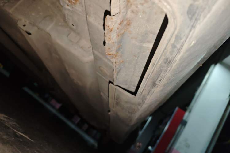 Used BYD F6 2011 Golden Edition 2.0L CVT Deluxe Model Chassis Rear Right