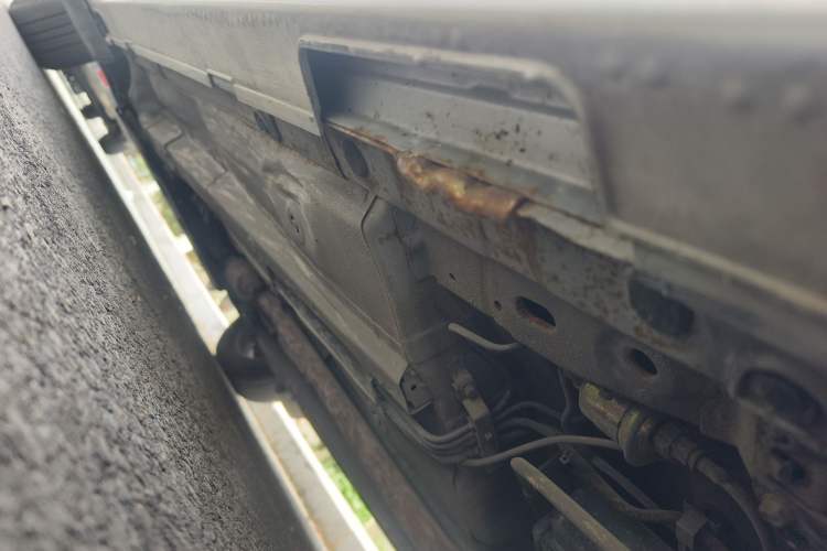 Used BYD F6 2011 Golden Edition 2.0L CVT Deluxe Model Chassis Rear Left
