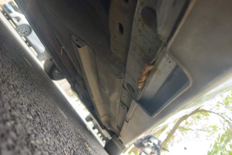 Used BYD F6 2011 Golden Edition 2.0L CVT Deluxe Model Chassis Rear Right