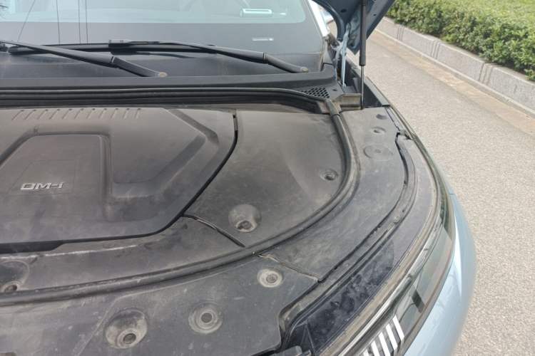 Used BYD Frigate 07 2023 DM-i 100KM Prestige Model Engine Bay Left