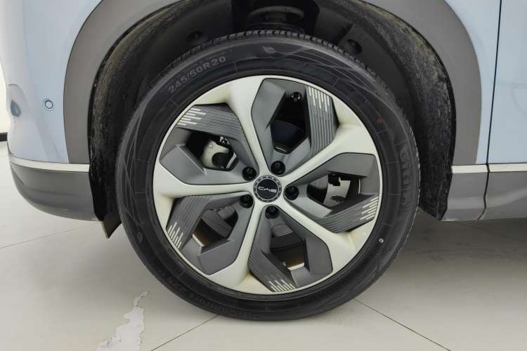 Used BYD Frigate 07 2023 DM-i 100KM Flagship Model Left Front Wheel Hub