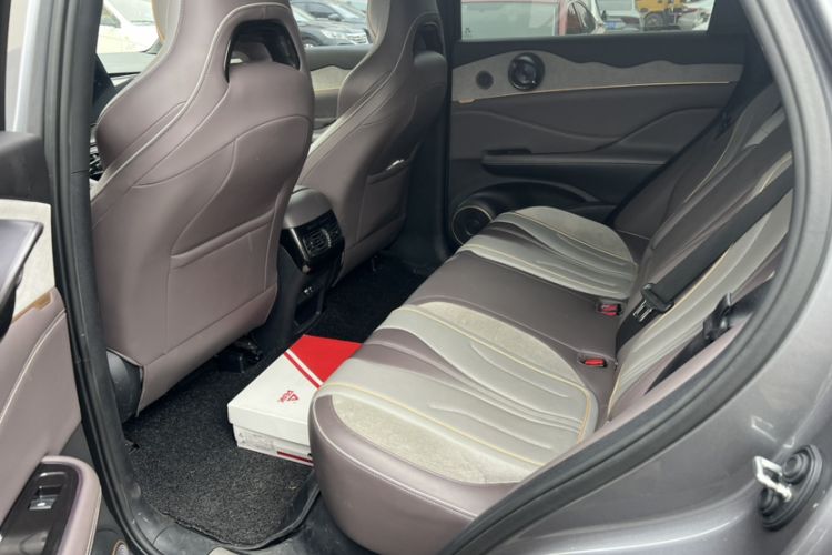 Used BYD Frigate 07 2023 DM-i 100KM Flagship Model Interior 6