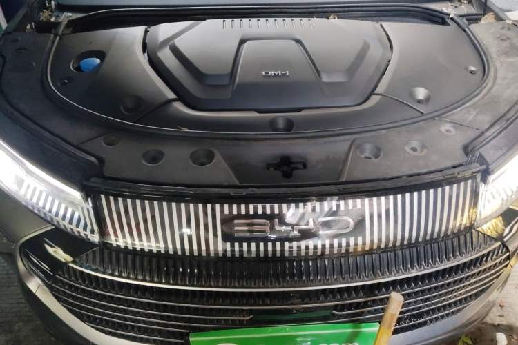 Used BYD Frigate 07 2023 DM-i 100KM Flagship Model Engine Bay