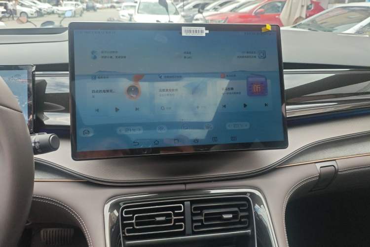 Used BYD Frigate 07 2023 DM-i 205KM Flagship Model Audio And AC Panel