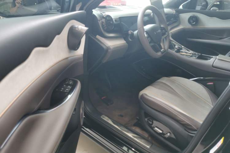 Used BYD Frigate 07 2023 DM-i 205KM Flagship Model Driver Seat