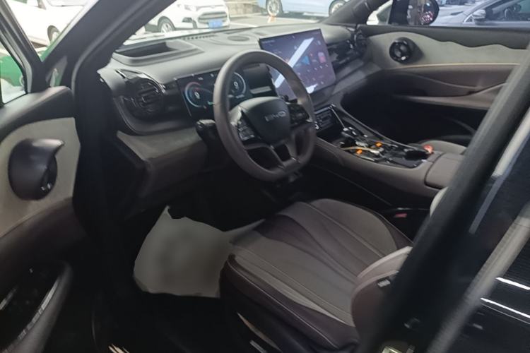 Used BYD Frigate 07 2023 DM-i 205KM Flagship Model Driver Seat