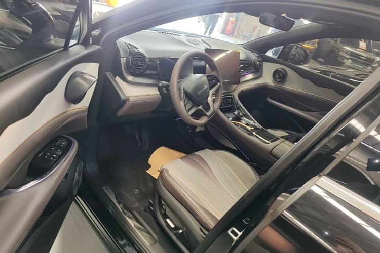 Used BYD Frigate 07 2023 DM-i 100KM Prestige Model Driver Seat