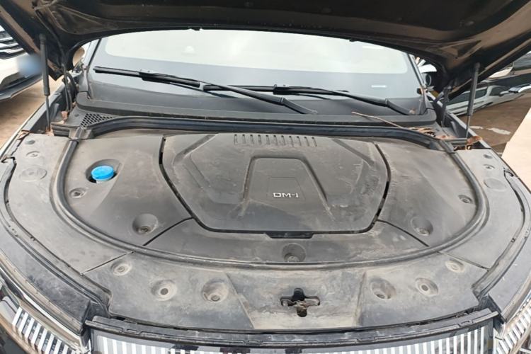 Used BYD Frigate 07 2023 DM-i 100KM Luxury Model Engine Bay